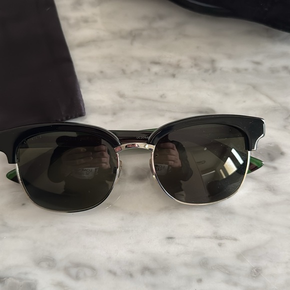 Never Worn Gucci Sunglasses - Picture 2 of 6